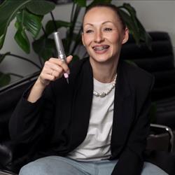 Weronika Kubicka Makijaż Permanentny, Katowice godziny otwarcia