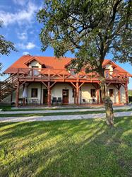 Agroturystyka Borów, godziny otwarcia
