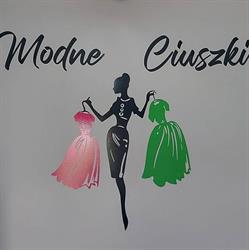 Modne ciuszki, Ryglice godziny otwarcia