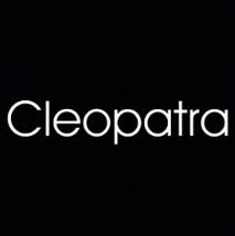 Cleopatra, Rumia godziny otwarcia