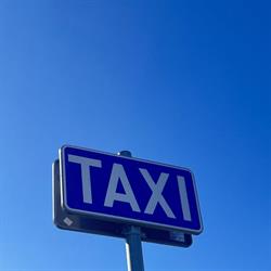 Taxi Karpacz - TANIO 1-8 os., godziny otwarcia