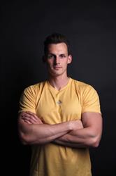 Trener Personalny Wrocław - Konrad Gołąb I JustGym, godziny otwarcia