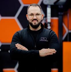 TwojTreneiro.pl - Trening EMS Gowarzewo - Poznań, godziny otwarcia