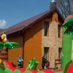 Restauracja Pod Dębami, Piłka godziny otwarcia