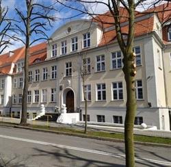 Zespół Szkół Budowlanych, Piła godziny otwarcia
