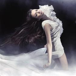 Cinderella suknie ślubne, Nisko godziny otwarcia