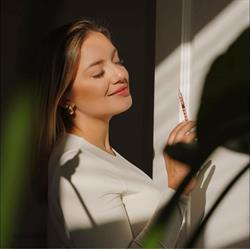 Skinify. Alicja Jędrzejek, Jelenia Góra godziny otwarcia
