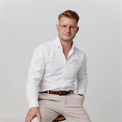 Wawoczny Architekt, Paniówki godziny otwarcia