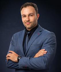 Adwokat Mikołaj Stefaniak, Konin godziny otwarcia