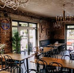 Resto & Pizza Valentino Narol, godziny otwarcia